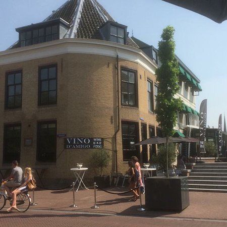 Vino d'Amigo Wine Bar