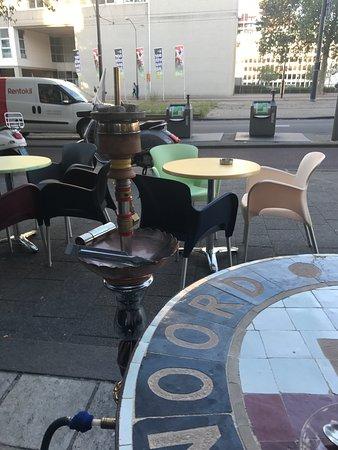 Cafe mon ami