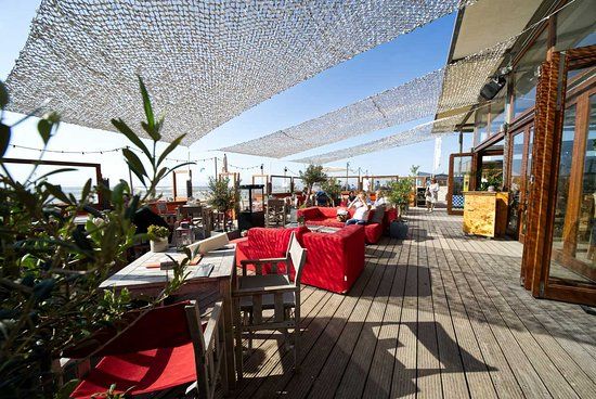 Beach Club Bries